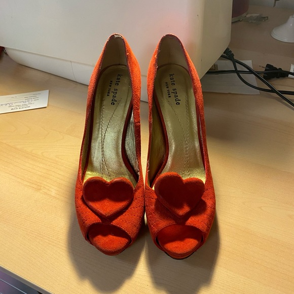 Kate Spade Suede Heels - Picture 1 of 6